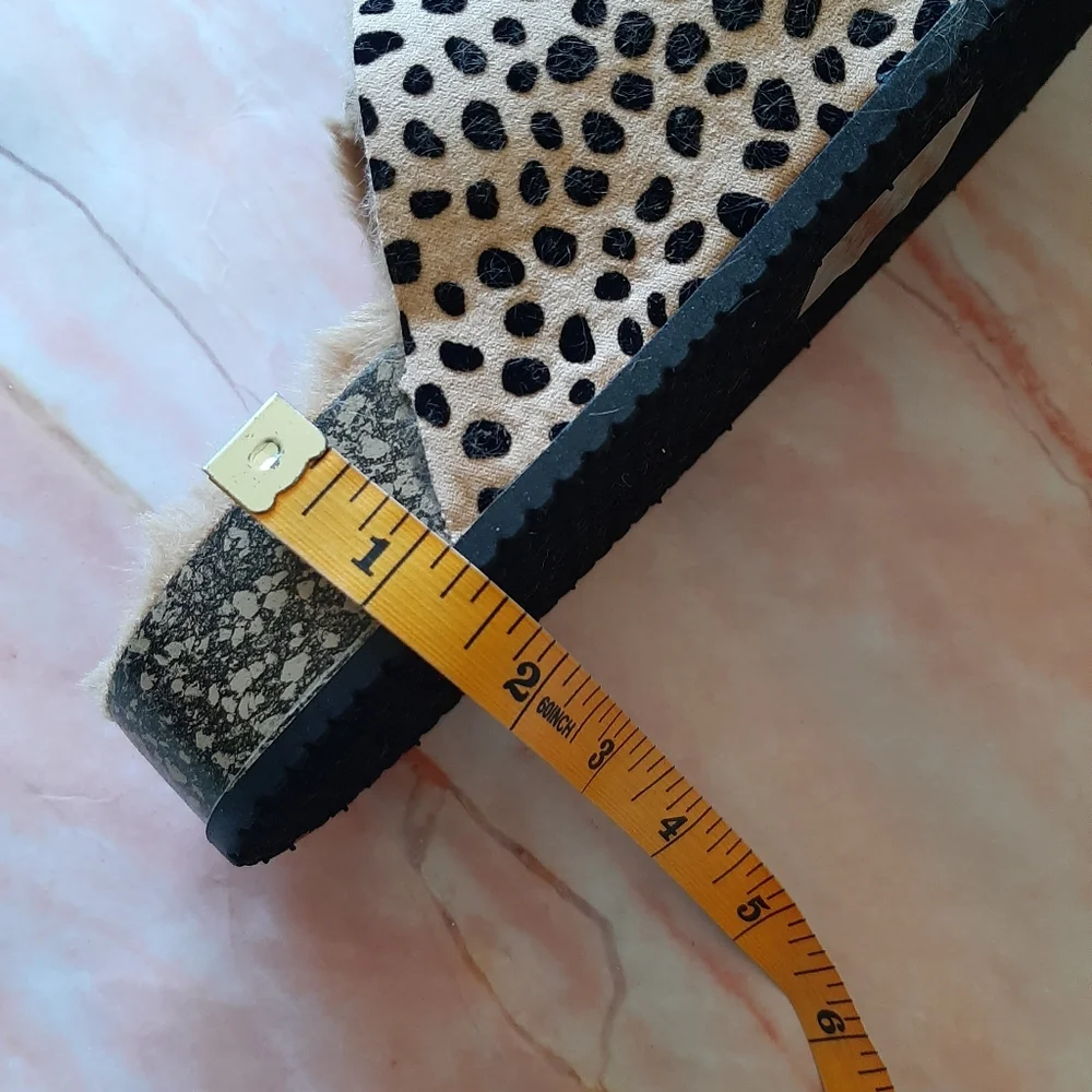 Qupid Cheetah Print Sandals - Picture 7 of 7